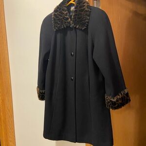 Elegant Black Coat with Faux Fur Trim